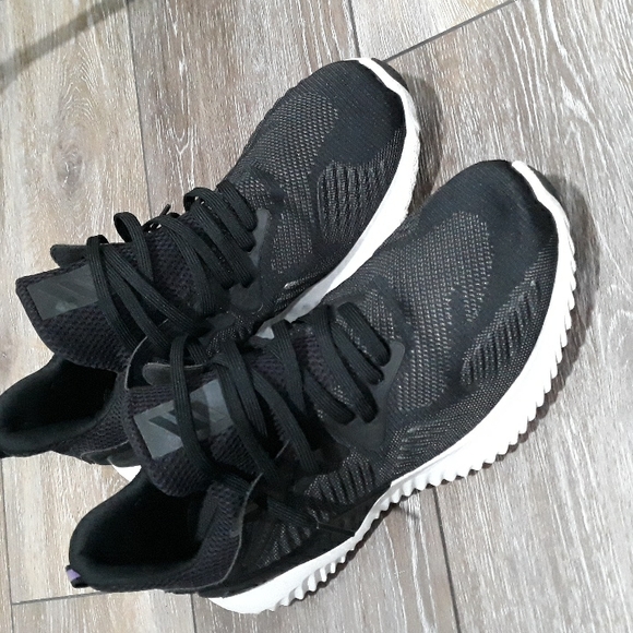 Adidas black mesh Continental soles sneakers. Size 11 - Picture 2 of 12